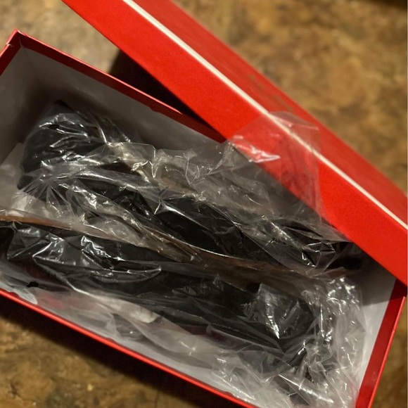 Coach unique black suede flat nwt - Picture 4 of 4